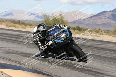 media/Nov-16-2025-Race Pace (Sun) [[8c5fa54630]]/Verified Riders/4-Turn 3 Inside (1050am)/